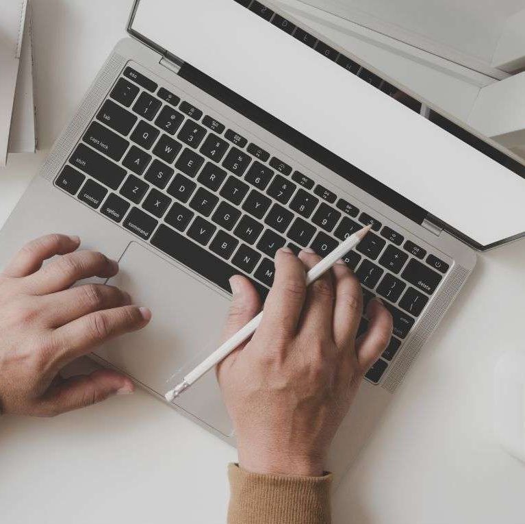 Kostenfreier Social Media Check